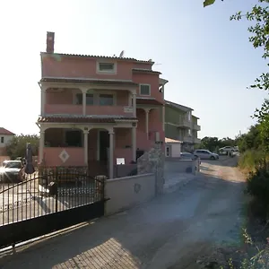 https://avdi.pula-hotels.org