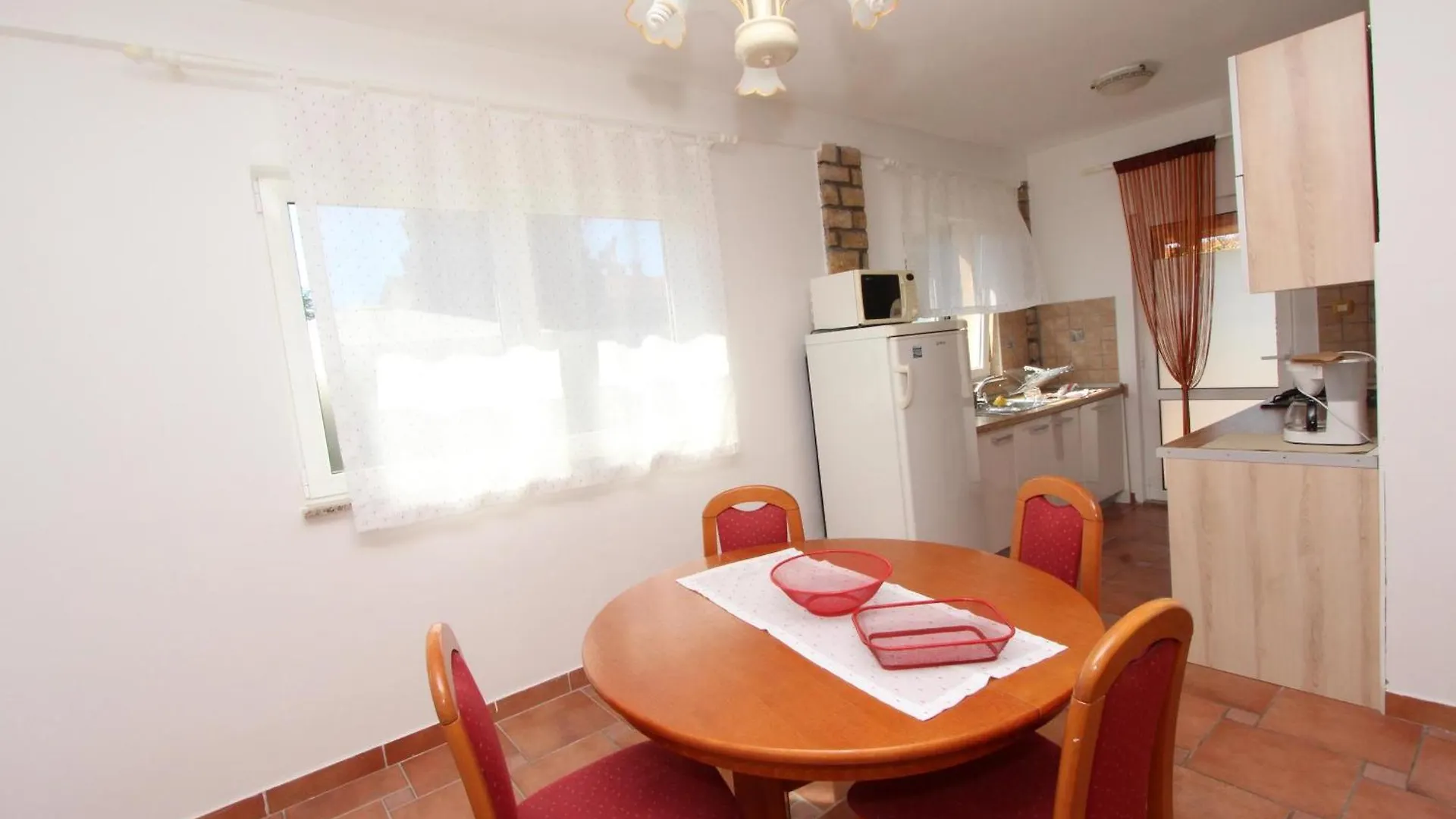 Apartments Tijana Ρόβινι