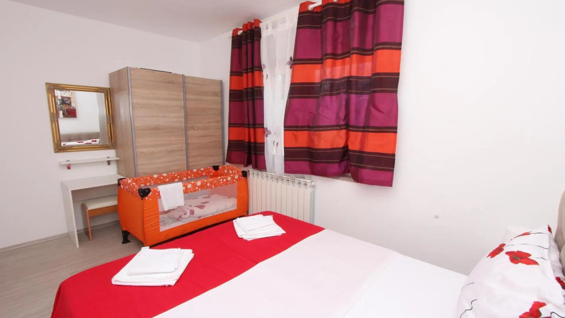 Apartments Tijana Ρόβινι