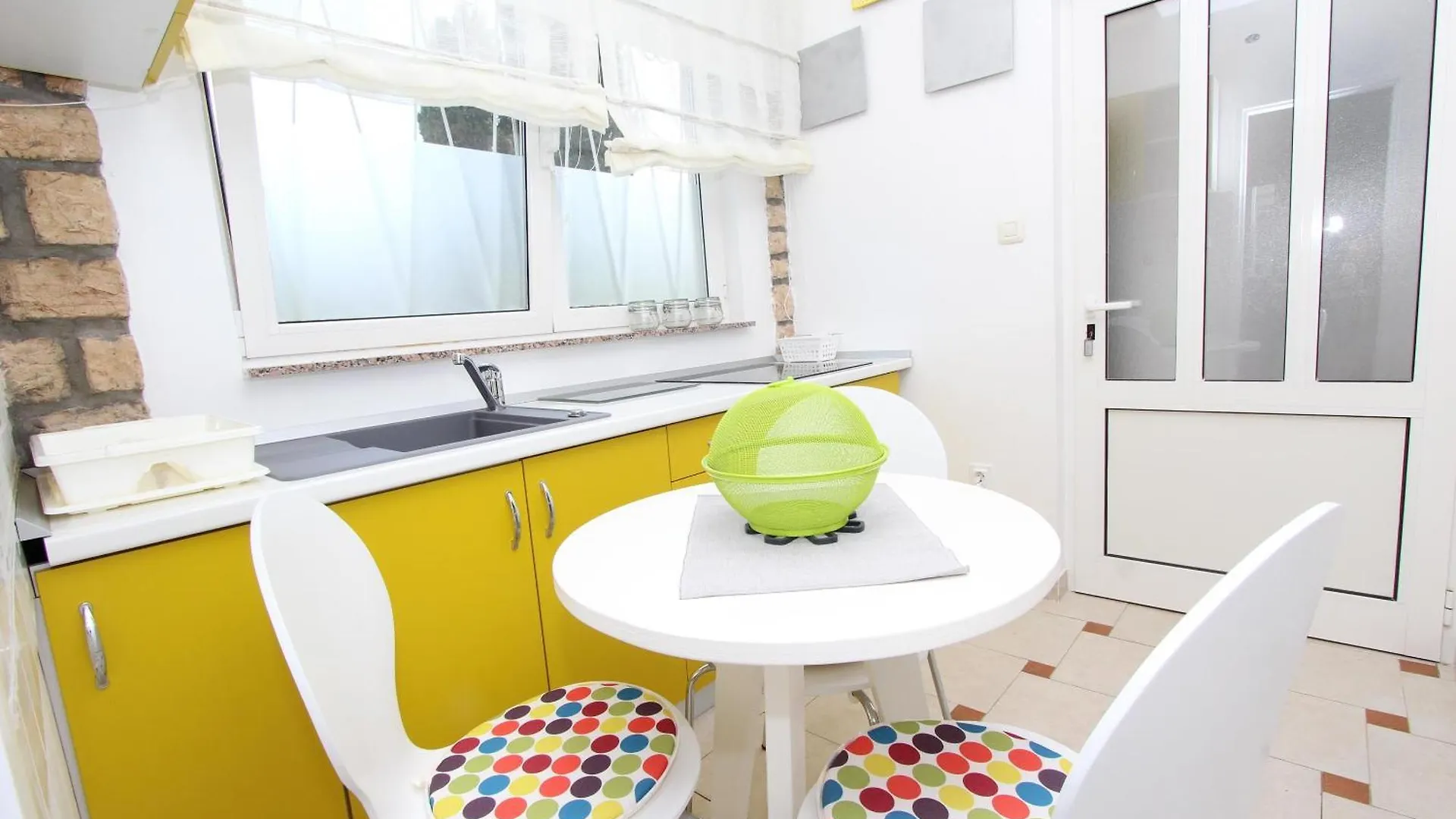Apartments Tijana Ρόβινι