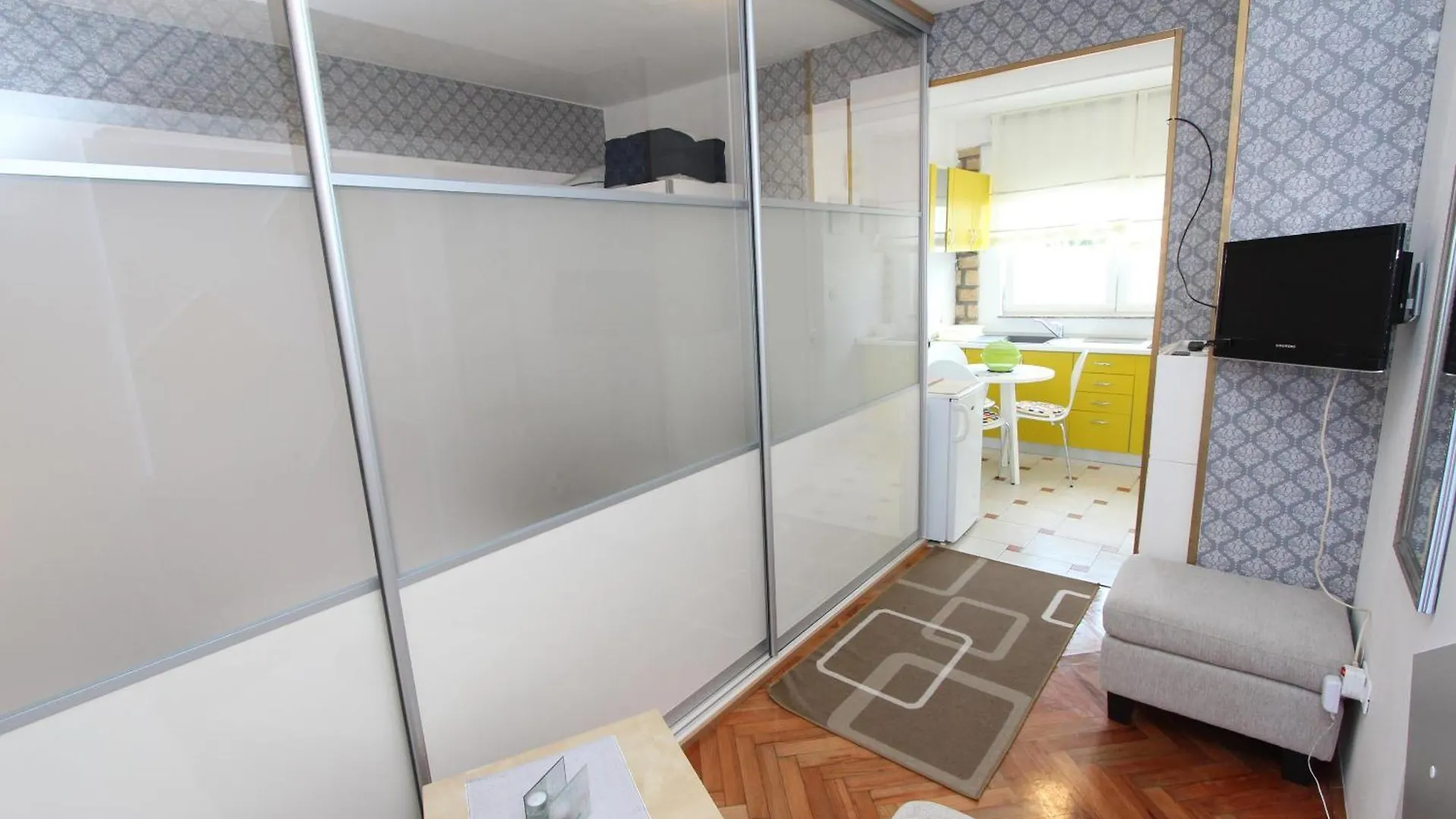Apartments Tijana Ρόβινι