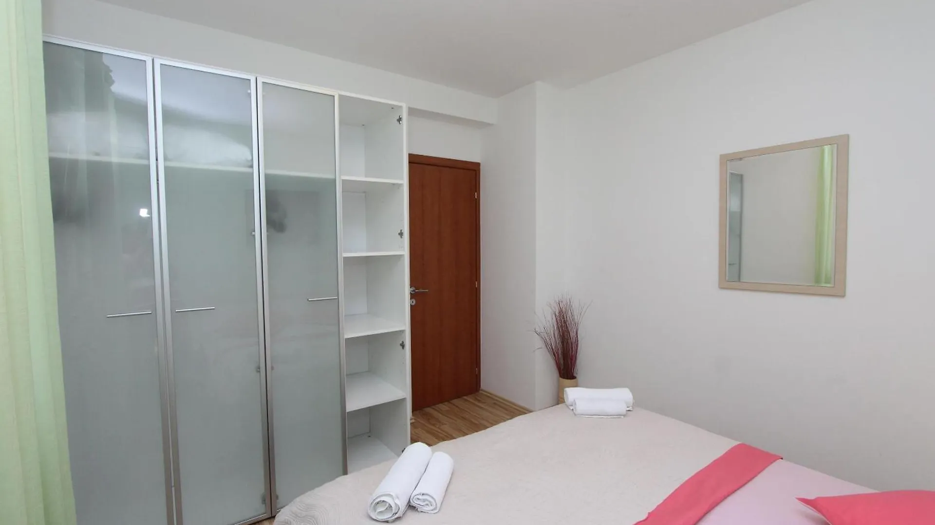 Apartments Tijana Ρόβινι 0*,  Κροατία