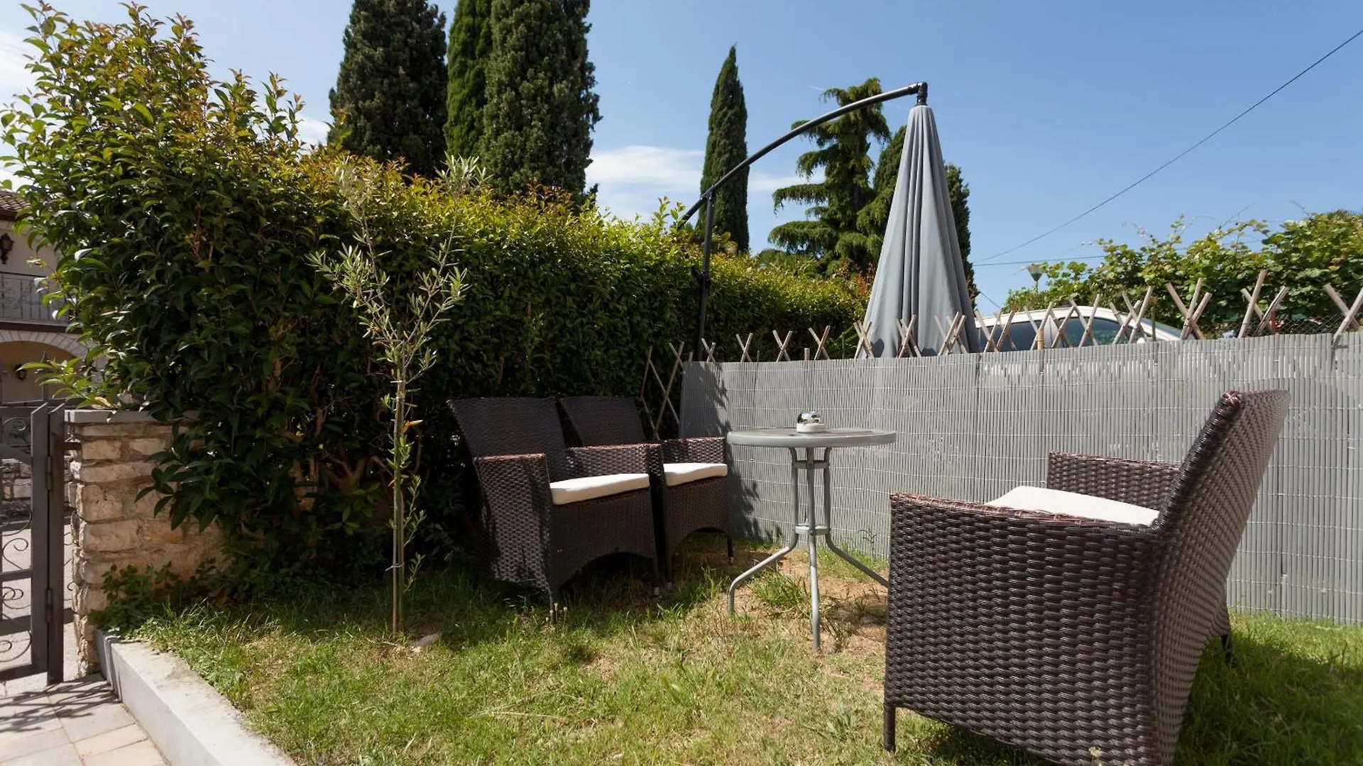 Apartments Tijana Ρόβινι