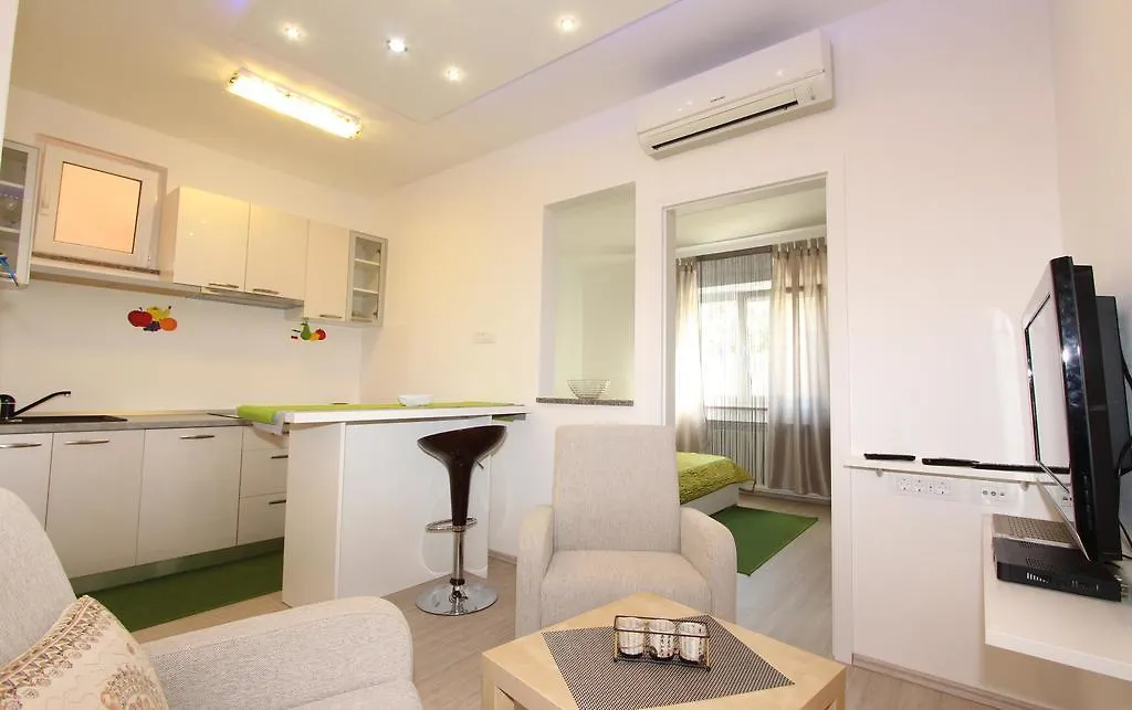 Apartments Tijana Ρόβινι Κροατία