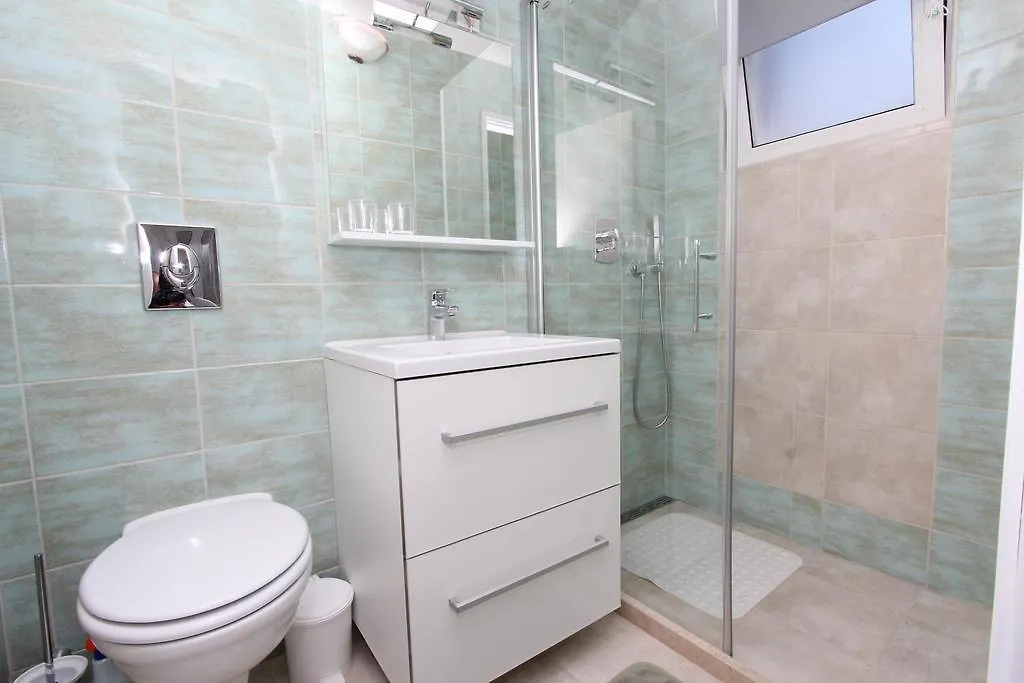 Apartments Tijana Ρόβινι